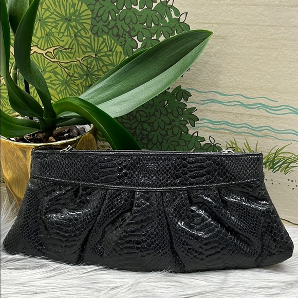 Steve Madden Handbags - STEVE MADDEN - Black Patent Leather Clutch with Ruched Design
